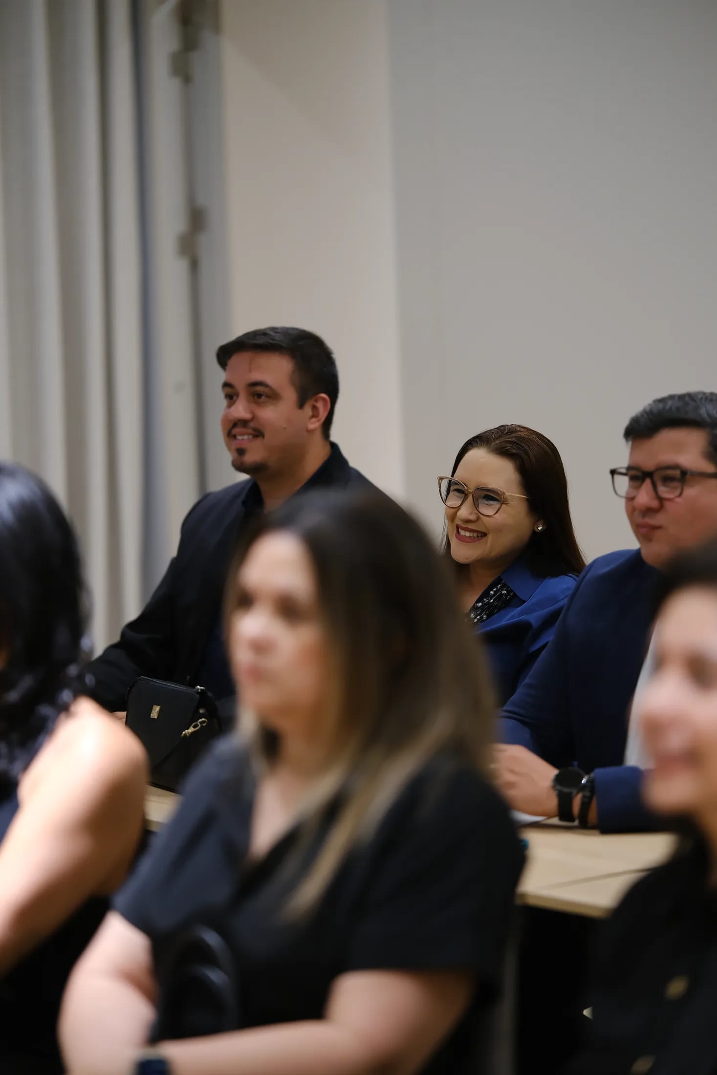 Participantes acompanham uma apresentação num encontro anterior